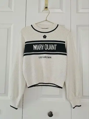 MARY QUANT LILY BROWN 니트