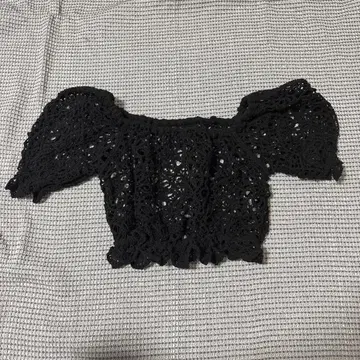 크로셰 상의 구제 의류 레이어드