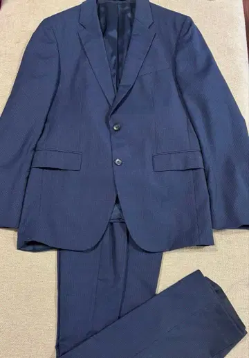 Tommy Hilfiger 네이비 스트라이프 비즈니스 정장
