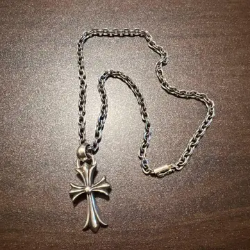 크로스형 펜던트 목걸이