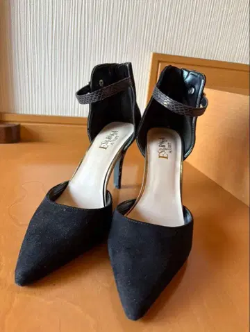 ESPERANZA 블랙 스웨이드 하이힐 스틸레토