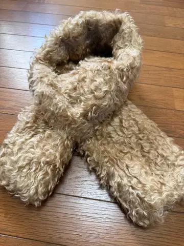 준하시모토 junhashimoto 슈타이프 머플러 베이지