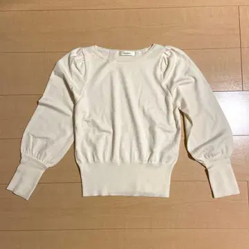 커프스 단추 볼륨 슬리브 니트 풀오버