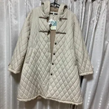 퀼팅 코트 미사용품 [ 사이즈 ] F ( 약간 빅 사이즈 M~L 상당 )