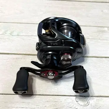 다이와 타투라 SVTW 7.3 왼쪽 릴