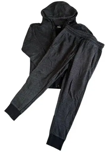 언더아머 맨투맨 셋업