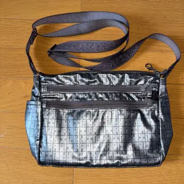 야마토야 라비라비 숄더백 그레이