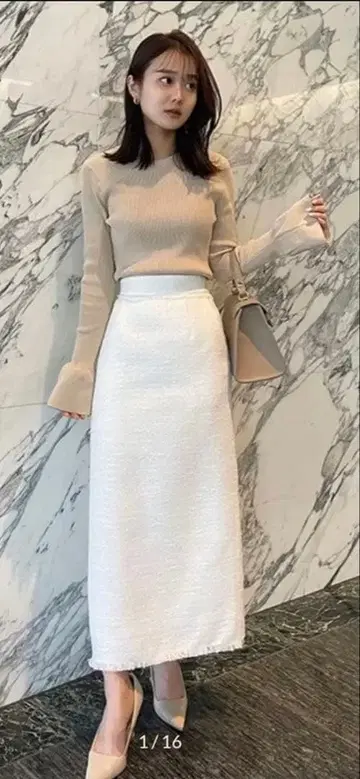 아뉴앙스 트위드 타이트 스커트 (WHITE) S 사이즈