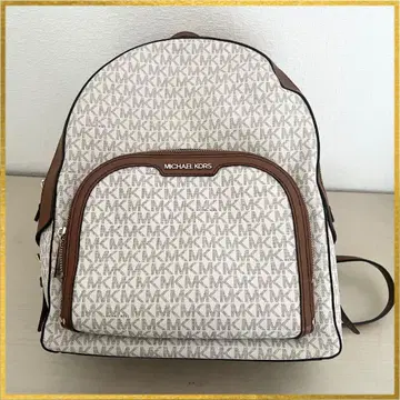 마이클코어스 백팩 새상품급