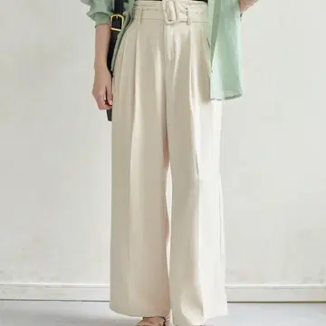 시착만 한 Thevon 벨트 포함 하이웨스트 턱 팬츠 FREE 아이보리