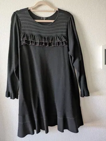 투 비 시크 블랙 프릴 긴팔 튜닉 46