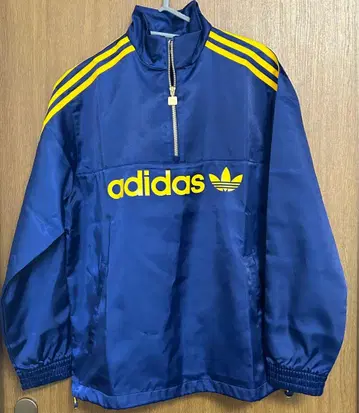 미사용 새상품 adidas originals 새틴 윈드 브레이커 M