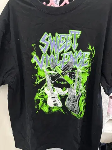 달콤한 폭력 T셔츠