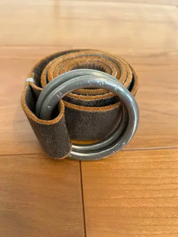 할리우드 런치마켓 가죽 링 버클 벨트