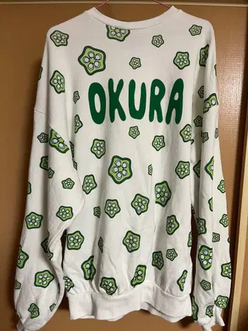 [컨디션 최상] PUNYUS 맨투맨 오크라 사이즈 3