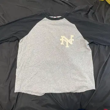 NY 로고 프린트 M 사이즈 정가 6000