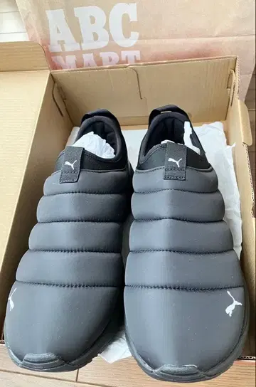 PUMA 블랙 슬립온 26.5cm