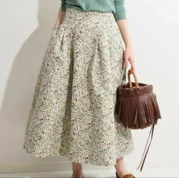 IENA LA BOUCLE NN 플라워 자카드 스커트