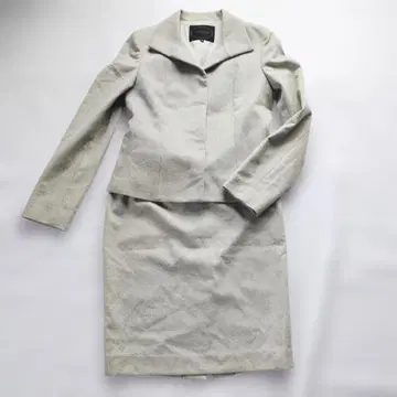 UNTITLED 그레이 스커트 셋업 사이즈 2 울 100%