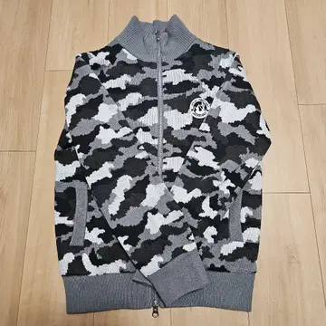 Jack Bunny!! 카모 패턴 골프 집업 스웨터 사이즈 1