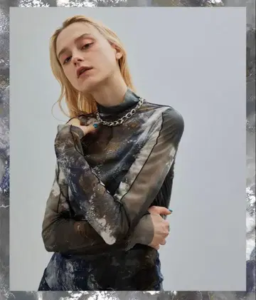 UNITED TOKYO 시너리 아트 시어 탑