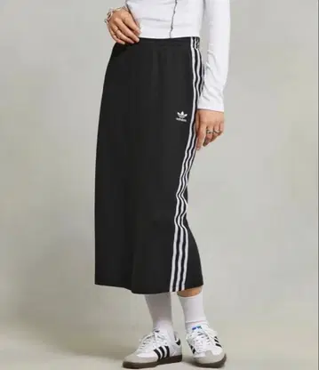 [컨디션 최상] adidas Originals 니트 스커트/블랙/M 상당