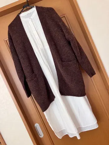 studio clip 브라운 가디건