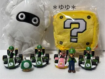 슈퍼 마리오 관련 굿즈 묶음 판매