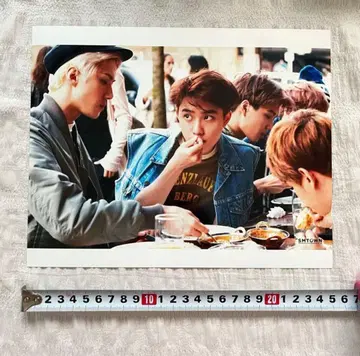 EXO COEX SMTOWN MUSEUM 대형 브로마이드 5