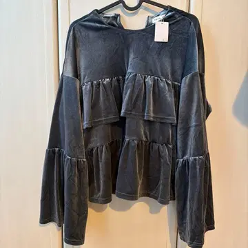 나노 유니버스 벨벳 긴팔 상의 그레이