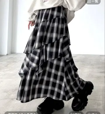 미사용 새상품 체크 무늬 롱 스커트