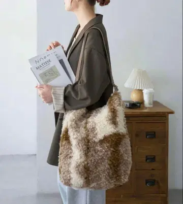 Discoat 보아 빅 숄더 토트백