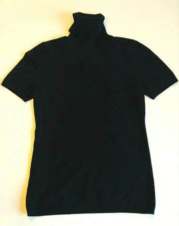 DKNY 새상품급 반팔 터틀 size P 블랙