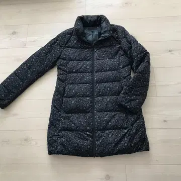 유니클로 UNIQLO 레오파드 다운 자켓 표범 무늬 다운 코트