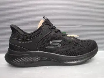 새상품 스케쳐스 24.0cm