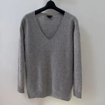 시착만 한 theory 그레이 V넥 니트
