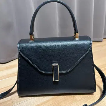 블랙 미니 숄더백 깔끔한 핸드백 스퀘어 숄더백