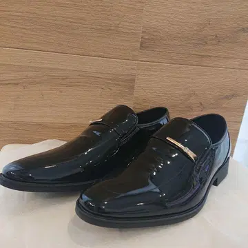 블랙 로퍼 메탈 클립 포함