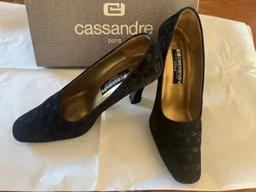 cassandre 블랙 하이힐 펌프스 자수&비즈 포함