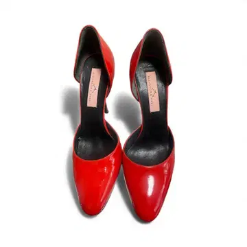 ALEXANDRA NEEL 에나멜 펌프스