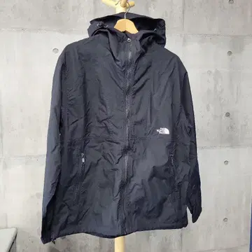 더 노스 페이스 블랙 마운틴 후드티 남성용 M 사이즈