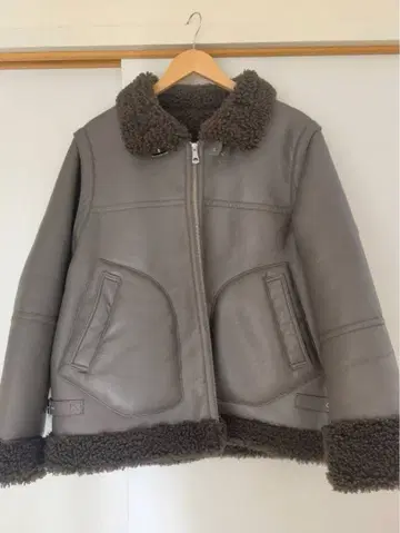 SLY 그레이 합성 피혁 보아 자켓