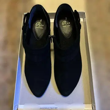 [리즈라피네] 24.5cm 스웨이드 블랙 부티