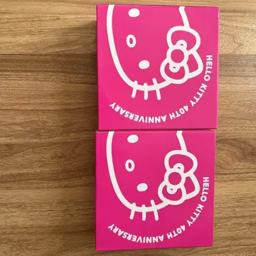 헬로키티 40주년 기념 유리 보울 2개 세트