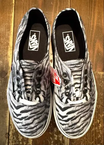 택 포함 새상품 VANS AUTHENTIC 사이즈 US 7.5 박스 있음