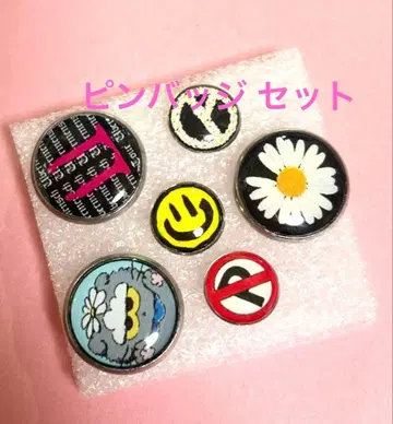 핀 배지 세트