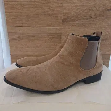 베이지 스웨이드 사이드 고어 부츠