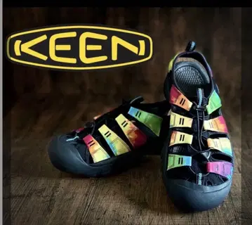 새상품 킨 KEEN 스테디셀러 물놀이 겸용 아웃도어 샌들 뉴포트 26cm