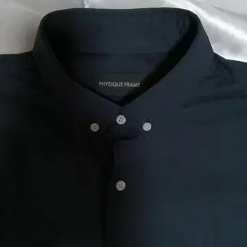 PHYSIQUE FRAME 피지크 프레임 스트레치 버튼 다운 셔츠