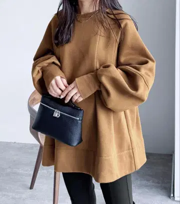 reca / 속기모 턱 A라인 맨투맨 풀오버